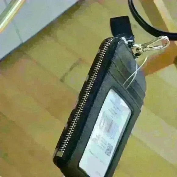 Kate Spade KH754 Chelsea Leopard Card Case Lanyard - Picture 5 of 6